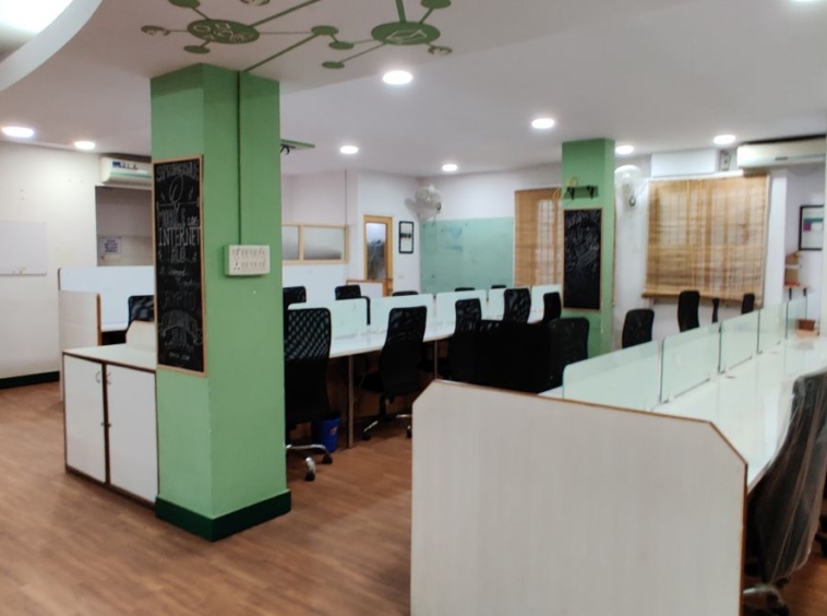 2350 Sqft Plug and Play Office In Cunningham Road, Bangalore